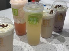 -奈雪的茶(优特汇店)