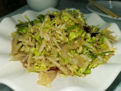 -雅逸居海鲜小厨