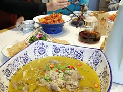 酸汤肥牛-陈家味(古柏店)