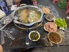 -储奇门鳝鱼火锅(总店)