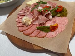 -马克西姆俄罗斯餐厅(通亚街店)