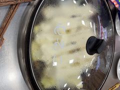 -屯老二农家铁锅炖·行业领军者(梅江店)