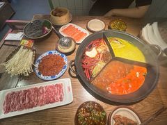 -巴卤社老火锅(财富店)