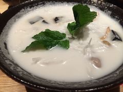 -大头椰·椰子鸡火锅(南宁万象城店)