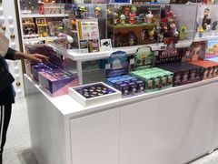 -泡泡玛特POPMART(蓝色港湾店)