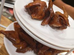 首创黑椒乳鸽-粤小馆(天安云谷店)