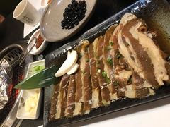 -草家酱蟹炭火烤肉店(珲春南路一店)