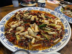 -峨眉烧烤(宝龙广场店)