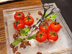 番茄脆菇沙拉-小大董·烤鸭(王府井apm店)