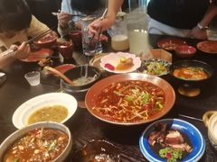 -古都历食南京菜·烤鸭·鸭血粉丝·汤包(南京博物院店)