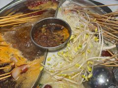 -佰人王串串香火锅(洋珠巷店)