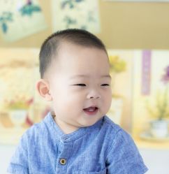 点击看大图 -亲亲宝贝艾尔莎亲子摄影会馆(中华路店)