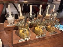 -恰餐厅及酒吧 CHAR Bar & Grill (北京丽都皇冠假日店)