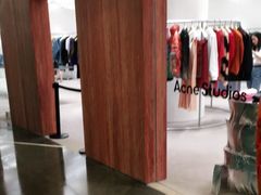 -Acne Studios(芮欧百货店)