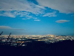 -鬼笑石后山停车场