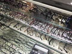 -华彬眼镜专业渐进配镜(潘家园店)