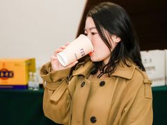 -蒙亨·阿木图赛(乌兰察布天恒广场店)