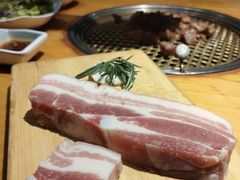 -唯成•韩国炭火烤肉 유성고기