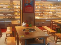 大堂-李记称盘牛杂串串(广厦店)