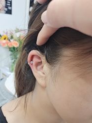 -AI艾耳·专业手工耳洞·穿孔美学馆