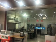 -姚家寨停车区-餐饮区