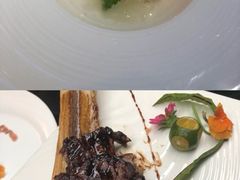 红酒鹅肝配奇异果粒-小广寒电影艺术餐厅(小广寒经三路店)