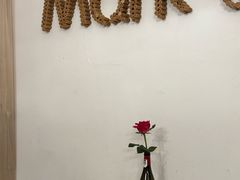 -Mark&Mars Restaurant