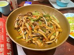 -魏铭鱼头捞饭(晋阳路店)