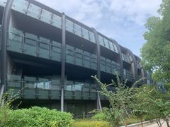 -上海滴水湖皇冠假日酒店