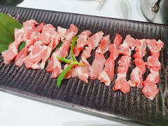 -红鼎豆捞·非遗鲍皇汤火锅(宝丰路店)