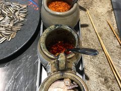 -破瓦寒窑·地摊烤羊排