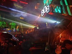 -808 LiveHouse