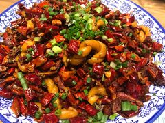 孜香小小腿-临界音乐酒馆·小龙虾·江湖菜(华熙LIVE·鱼洞店)