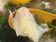 -小许三鲜砂锅馄饨店(家多乐烟酒店)