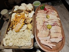 -野·大山里野生菌石锅土鸡(益田假日店)