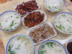 -香辉食馆(新兴路店)