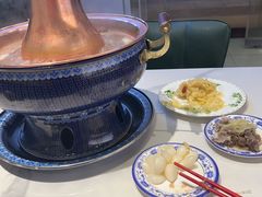 -一只羊·铜锅涮羊肉烧烤