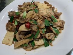 -梁家大院•农家菜(昆山会展中心店)