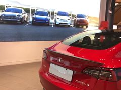 -TESLA 特斯拉(上海太古汇体验店)