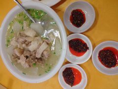 萝卜肘子汤-荣生萝卜汤饭店