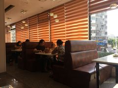 卡座-鑫悦楼煎蟹·16年海鲜大排档