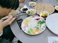 -官塘陈记鱼生·潮汕砂锅粥·牛肉火锅(潮枫路总店)