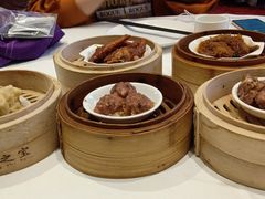 -万龙洲海鲜(大兴绿地缤纷城店)