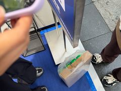 -雍容荟帝王蟹活龙虾展台自助(IFS黑金店)