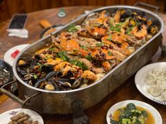 -老东镇啤酒屋海鲜加工·蒸汽海鲜·海鲜烧烤(台东店)