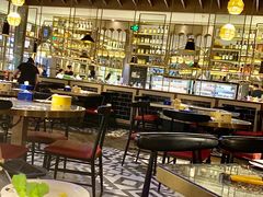 大堂-钱小奴海鲜自助黑金店(杭州滨江龙湖店)