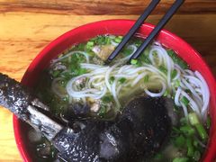 -正宗李家土鸡米线店