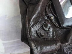 -爱革·洗衣改衣·洗鞋修鞋·洗包修包·奢侈品护理(宝地广场店)