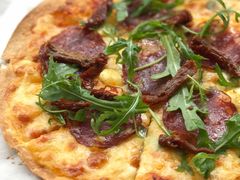 辣香肠双层芝士蕃茄薄饼-农畉LONFOOD(福田星河COCOPark店)