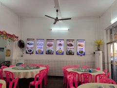 -湘里湘亲饭店(闸坡店)